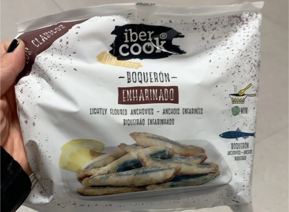 Boquerón enharinado