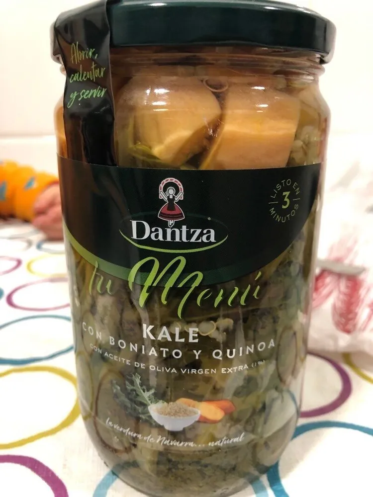 Kale con boniato y quinoa