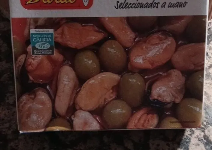 Mejillones y aceitunas en escabeche