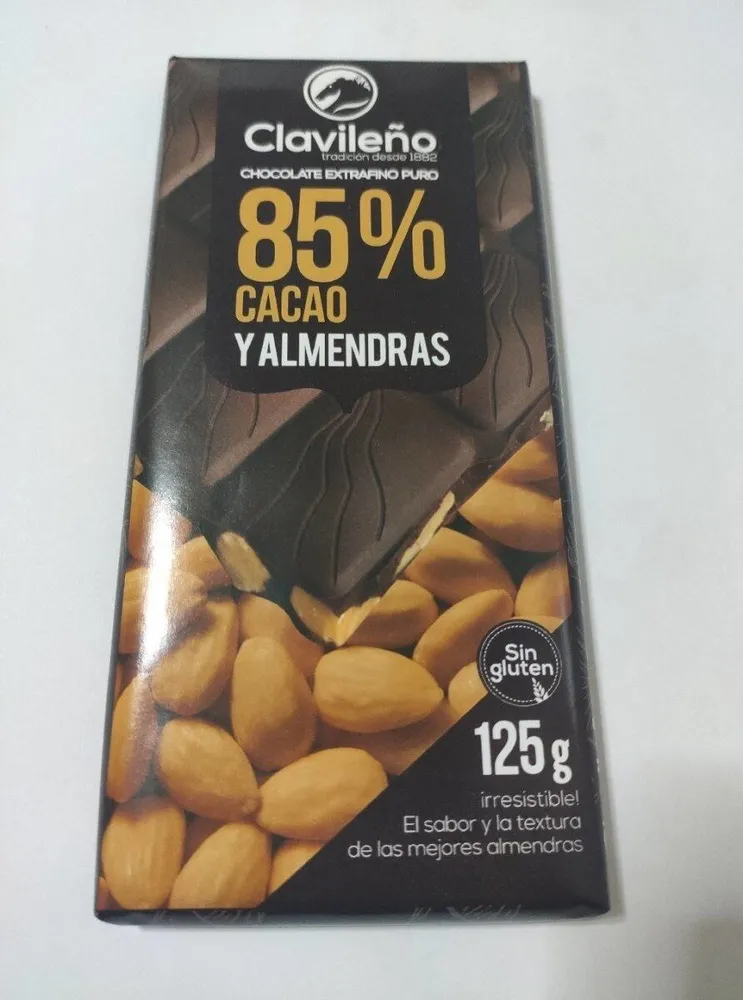Chocolate cacao y almendras
