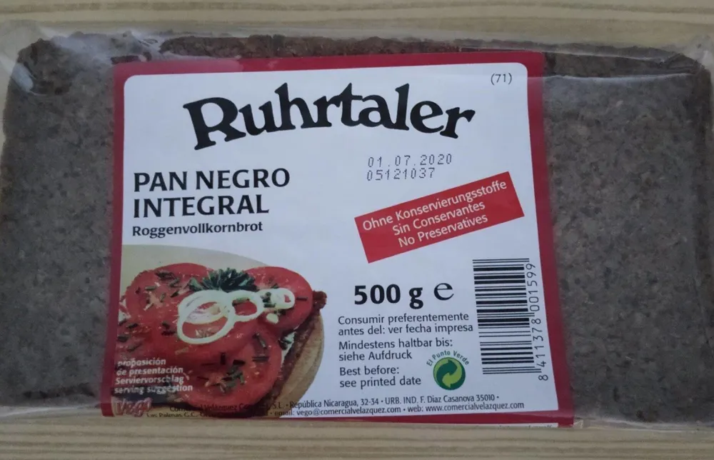 Pan negro integral
