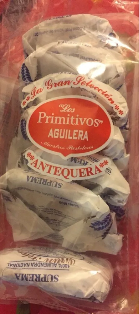 Mantecada con almendra