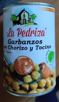 Garbanzos con chorizo y tocino