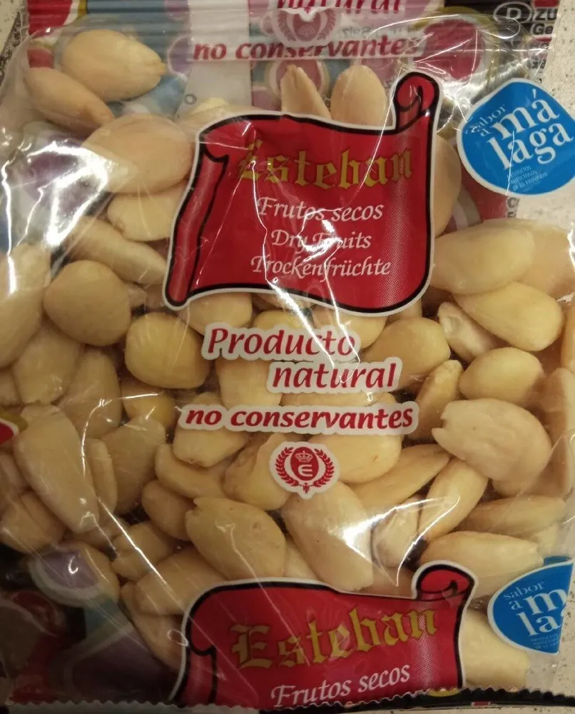 Almendra cruda