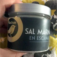 Sal marina en escamas