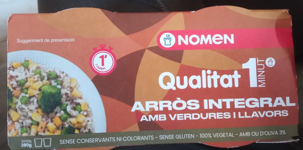 Arroz integral con verduras y semillas