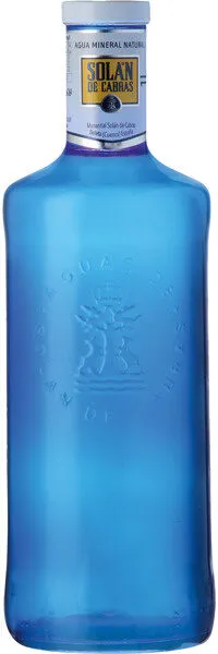 Agua mineral natural