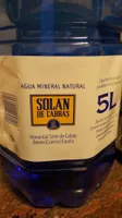 Agua mineral natural