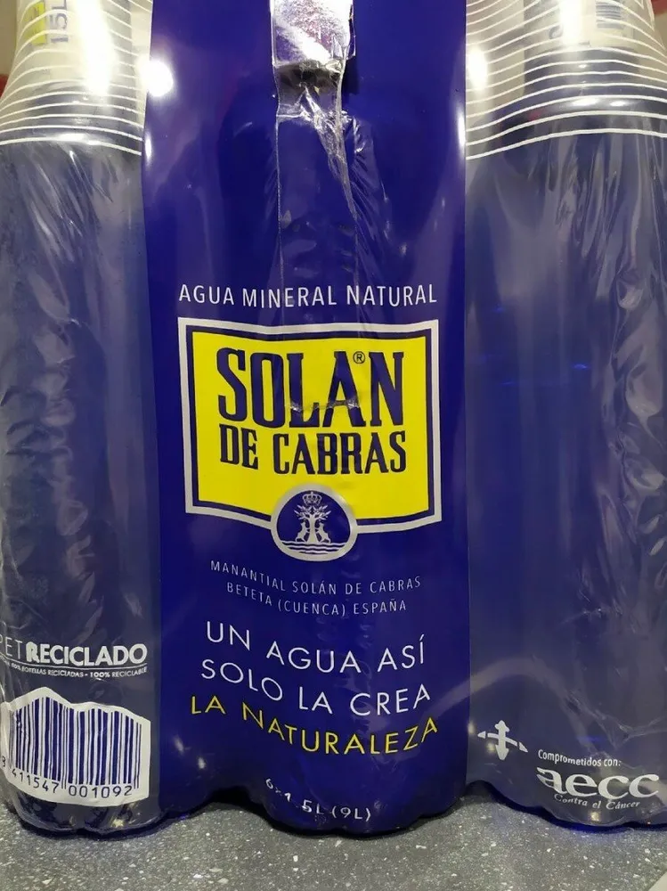 Agua mineral grande