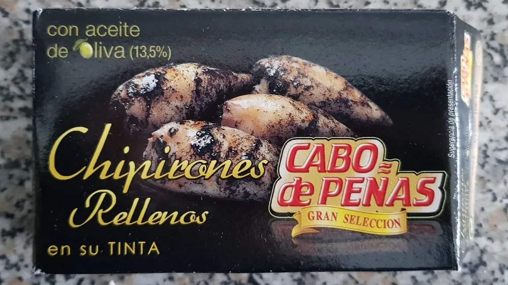 Chipirones rellenos en su tinta