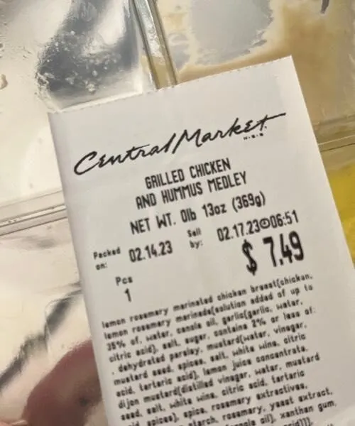 Grilled Chicken and Hummus Medley