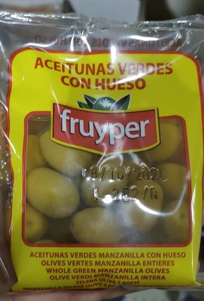 Aceitunas verdes con hueso