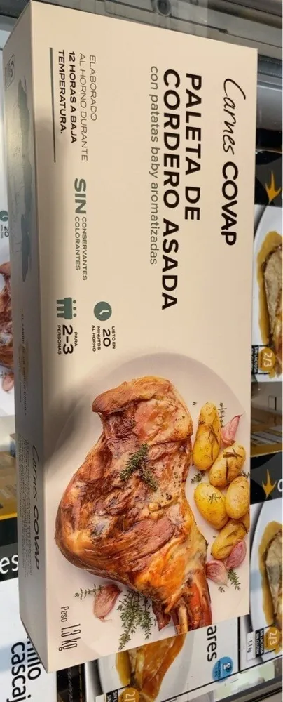 Paleta de cordero asada con patatas baby aromatizadas