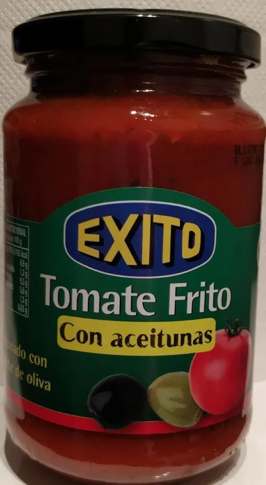 Tomate frito con aceitunas