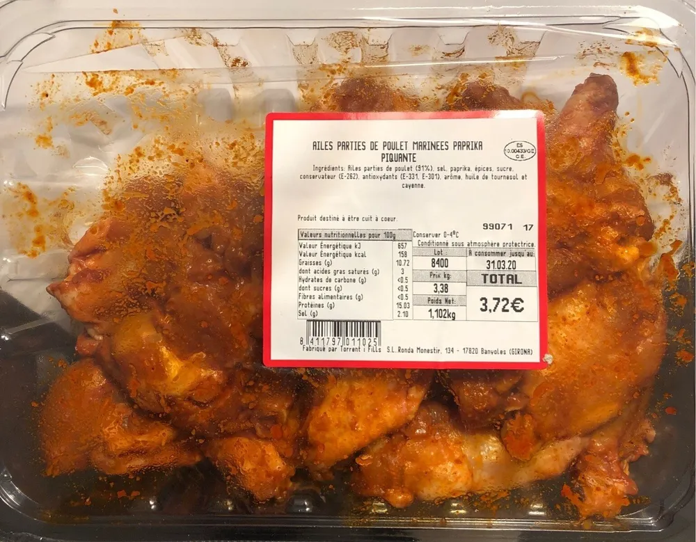 Ailes parties de poulet marinees paprika piquante