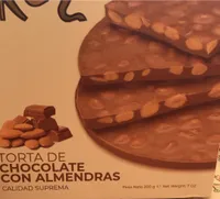 Torta de chocolate con almendras