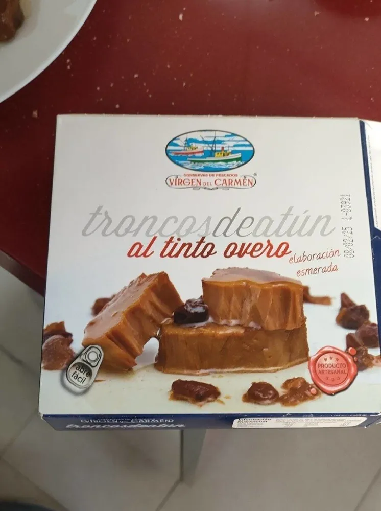 Troncos de atún al tinto overo