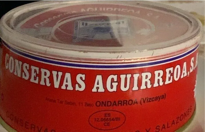Tacos de atún en escabeche
