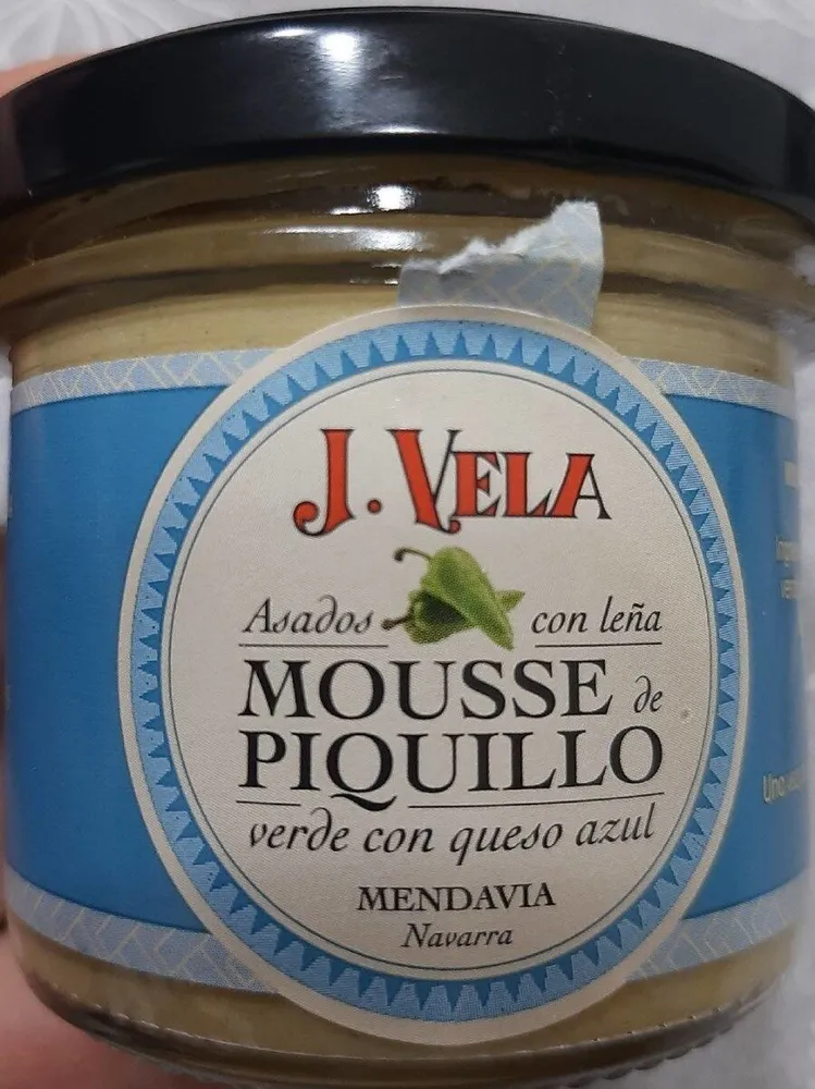 Mousse de piquillo verde con queso azul