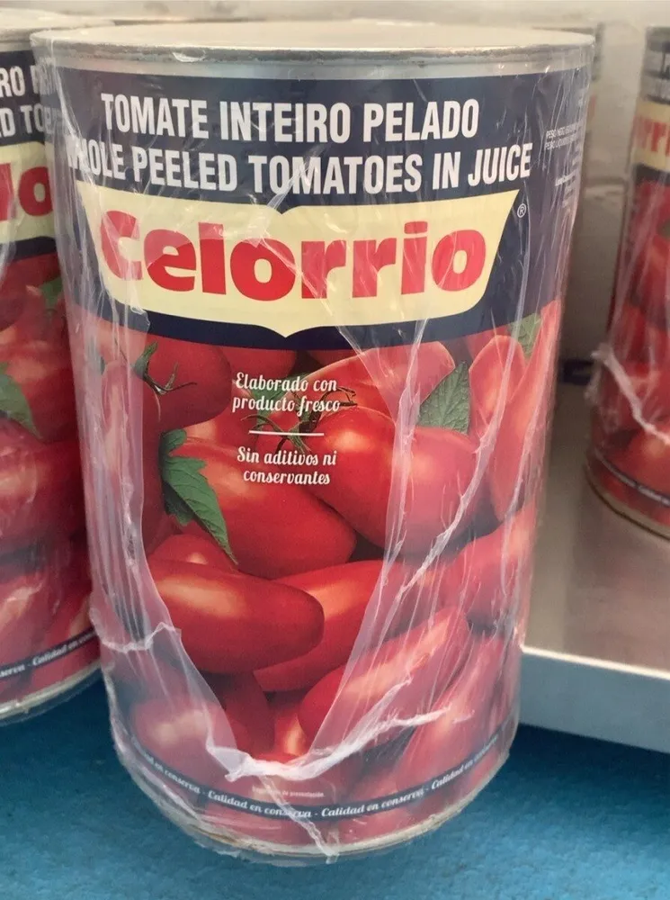 Tomate entero pelado