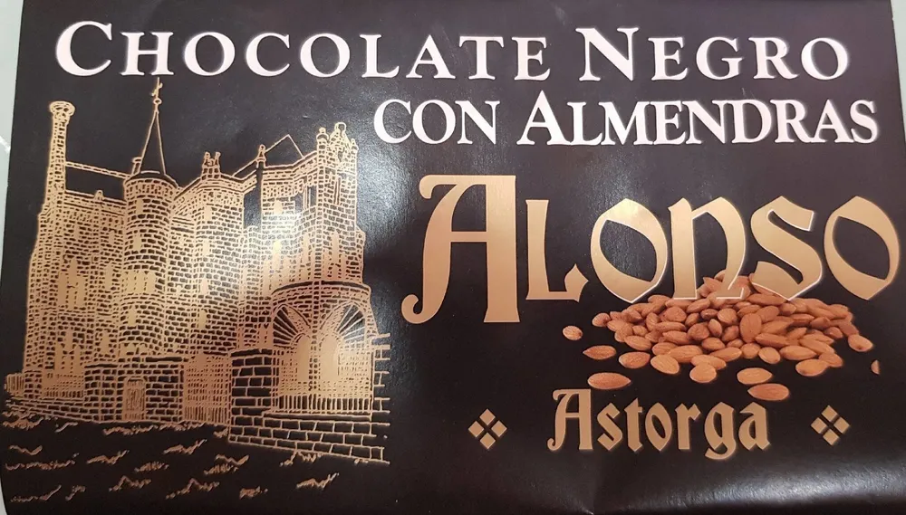 Chocolate negro con almendras