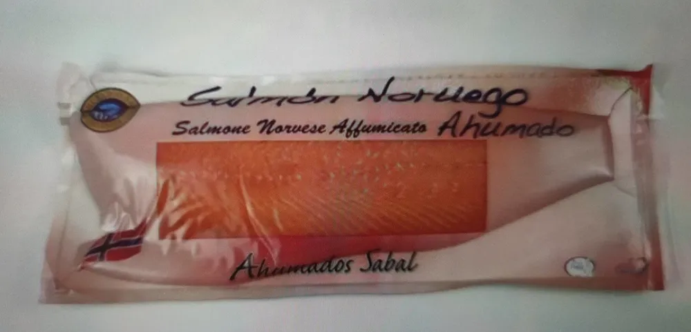 Salmón ahumado noruego