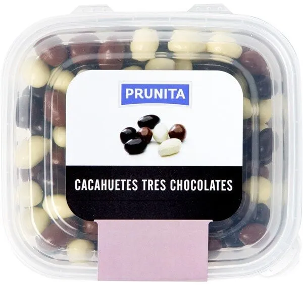 Cacahuetes con tres chocolates