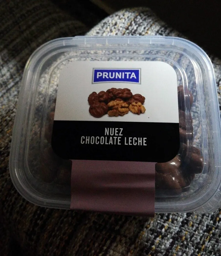 Nueces con chocolate con leche