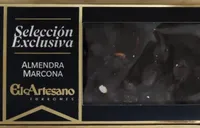 Turrón de chocolate negro con almendras