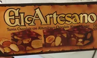 Turrón chocolate con almendra