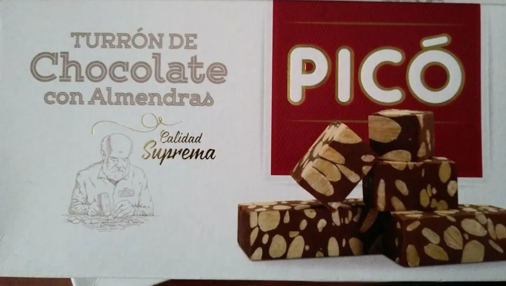 Turrón de chocolate con almendras