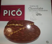 Torta de chocolate con leche y almendras