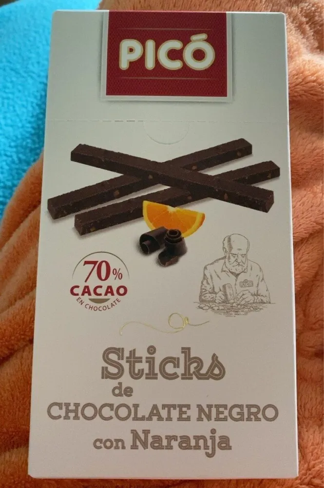 Sticks de chocolate negro con naranja