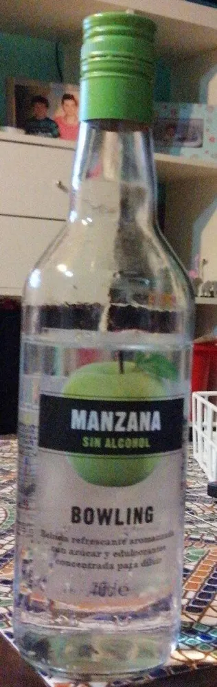 Bebida refrescante de manzana