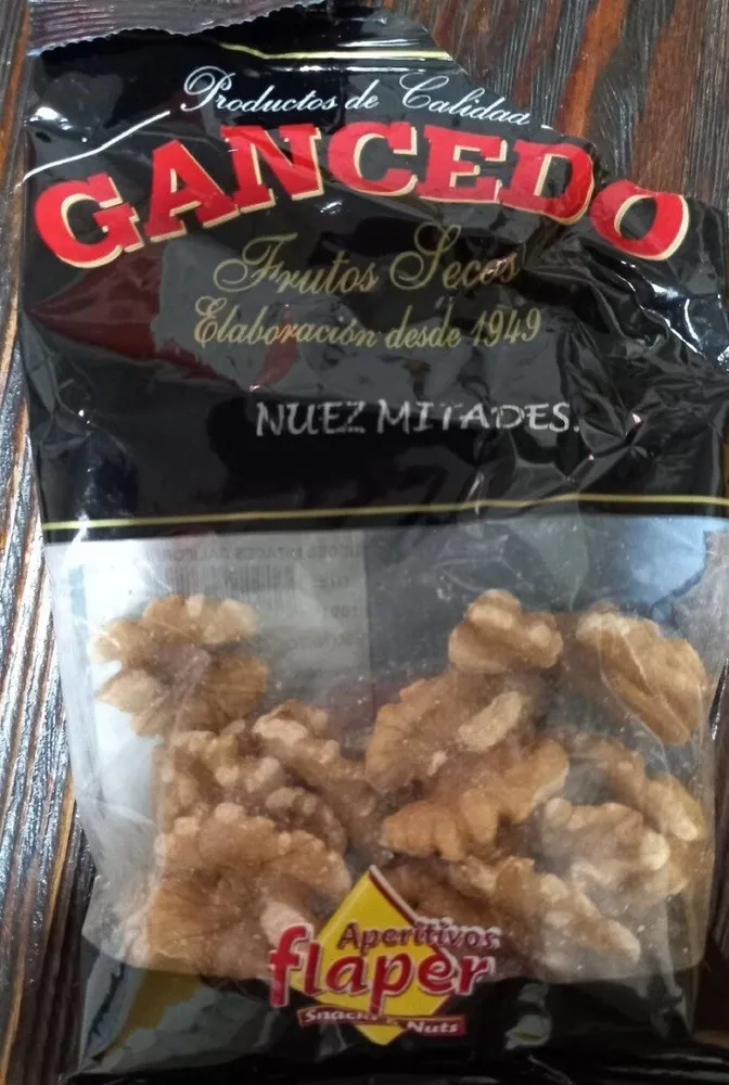 Nuez mitades