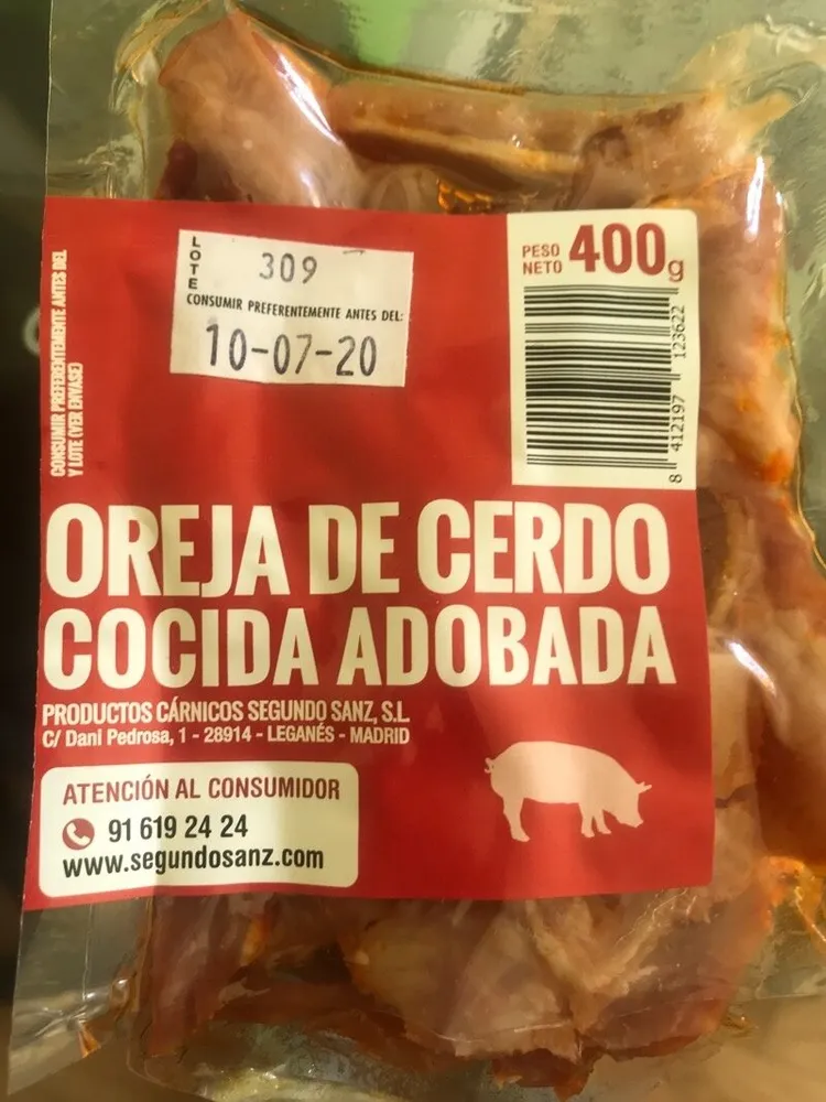 Oreja de cerdo cocida adobada