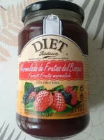 Mermelada de frutas del bosque.