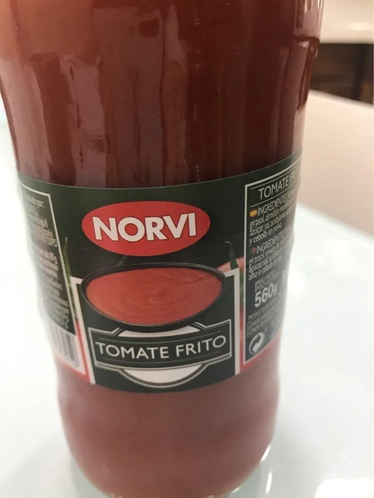 Norvi tomate frito