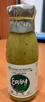 Bio potage de légume avec spiruline