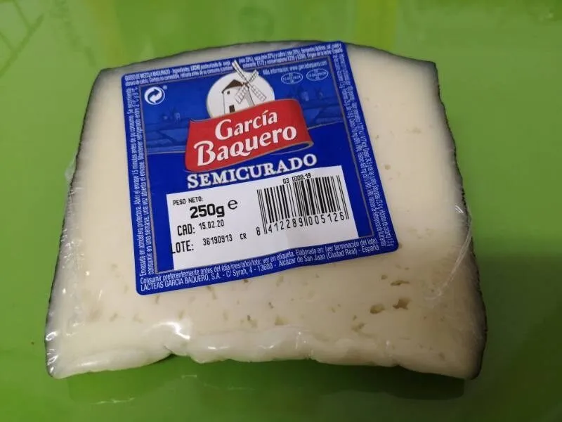 Queso semi curado