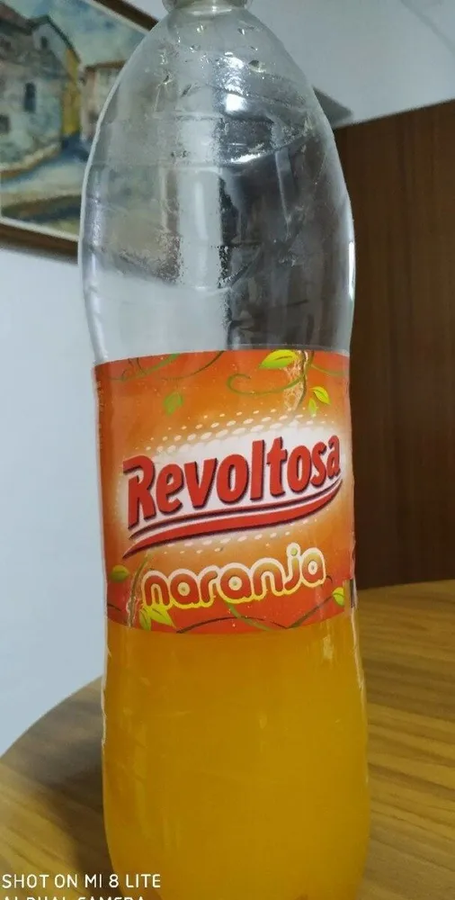 Revoltosa naranja
