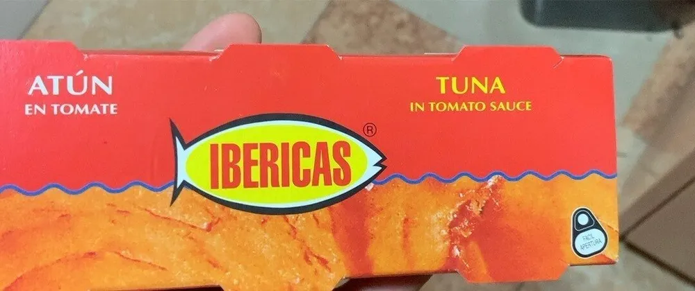 Atun en tomate
