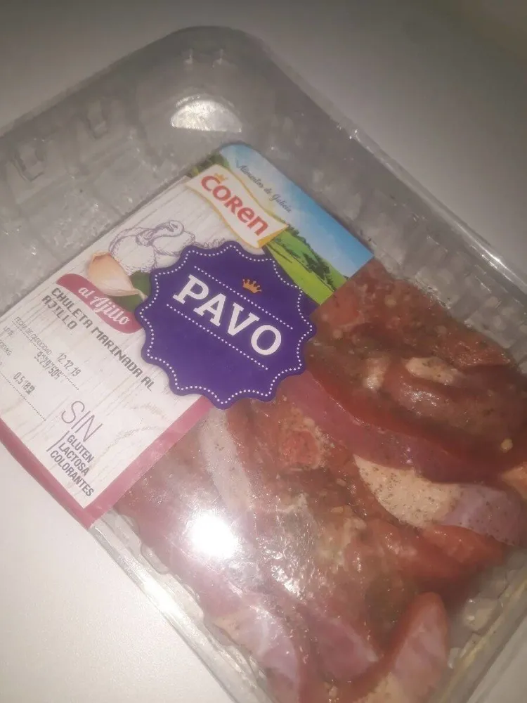 Chuleta de pavo marinada al ajillo