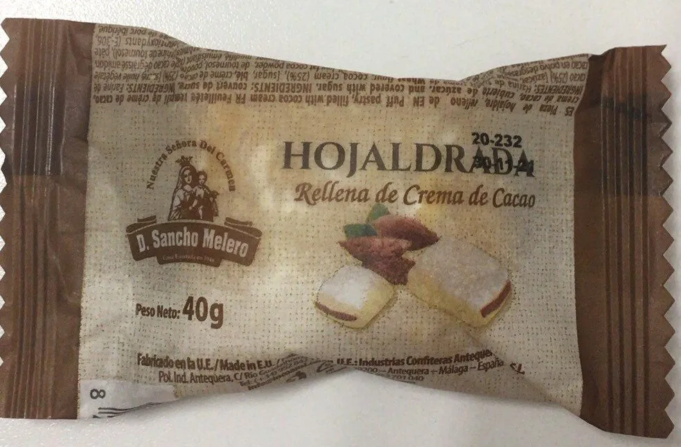 Hojaldrada rellena de crema de cacao