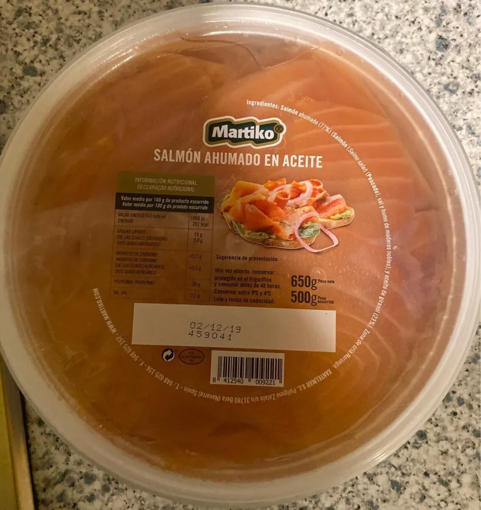Salmón ahumado en aceite