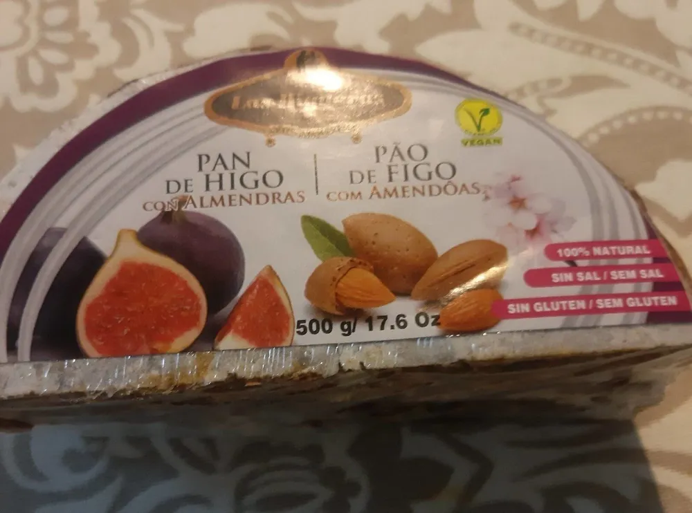 Pan de higo con almendras