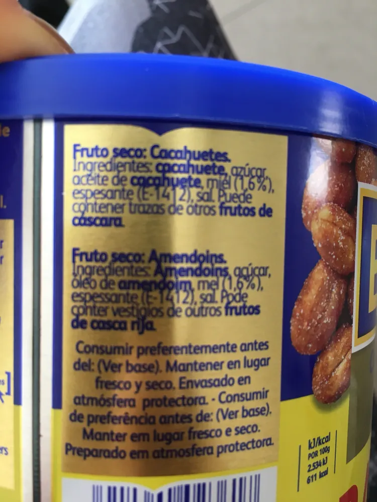 Cacahuetes dorados a la miel y sal