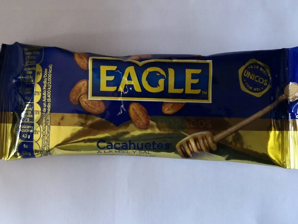 Cacahuetes dorados a la miel y sal