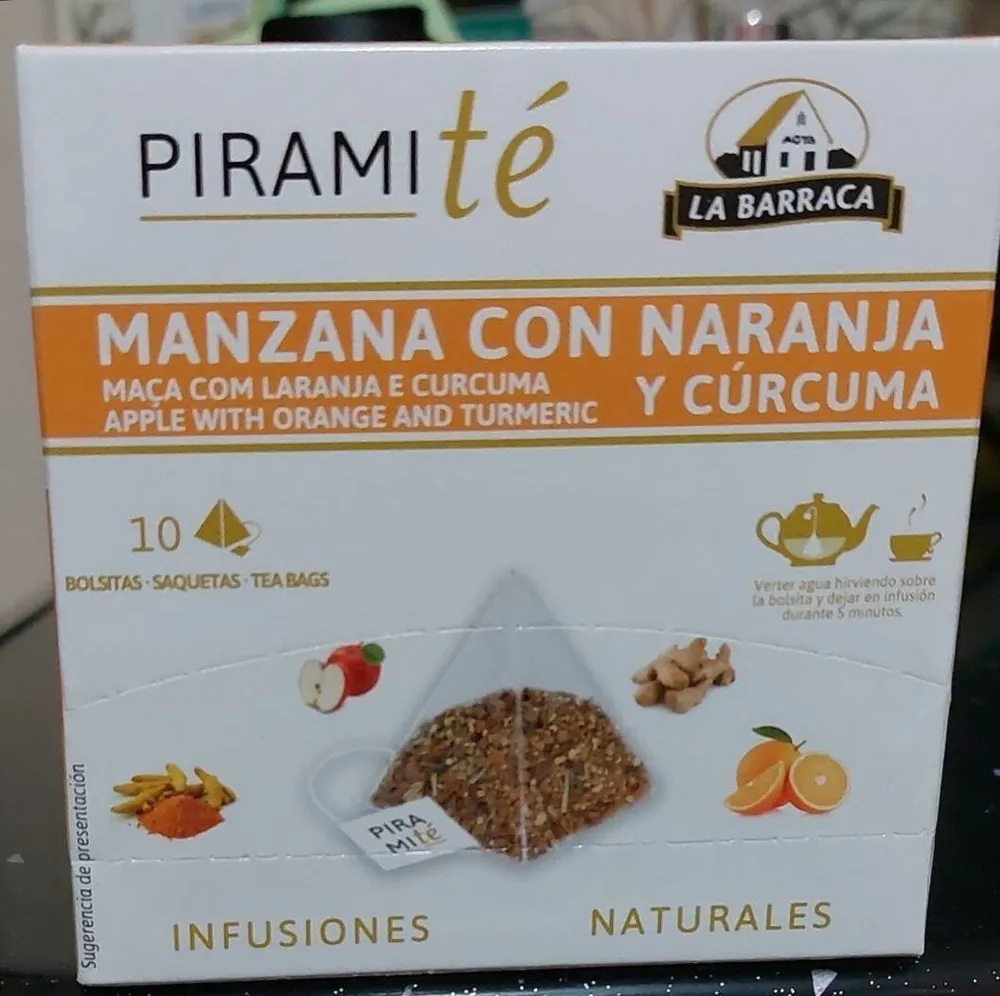 Manzana con naranja y cúrcuma