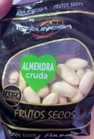 Almendra cruda